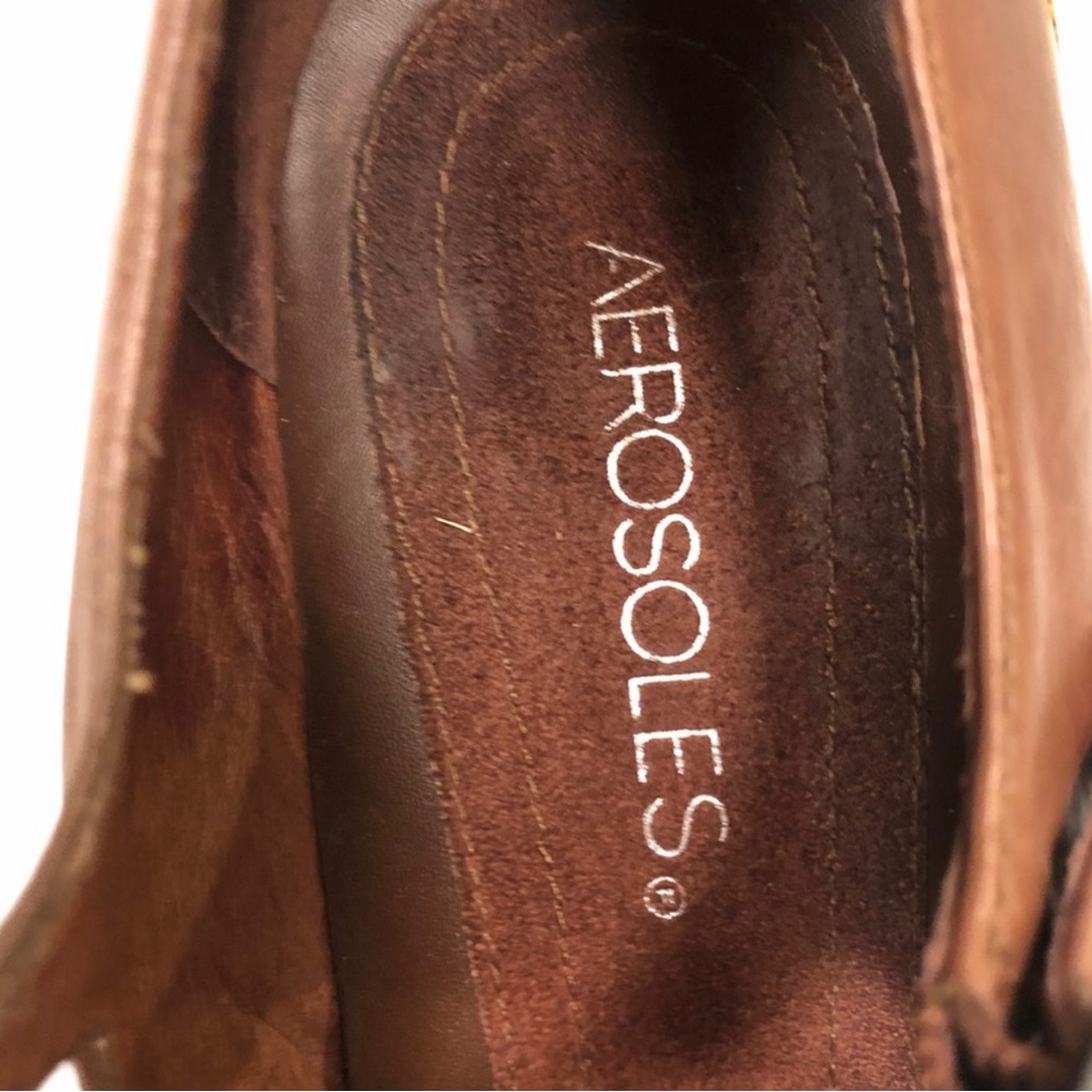 AEROSOLES Lapel Peep Toe Wingtip Pumps size 8.5 Mary Jane Style - Picture 6 of 9